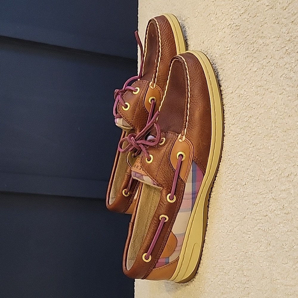 SPERRY Bluefish Tan/Pink Plaid Loafers Size 8.5